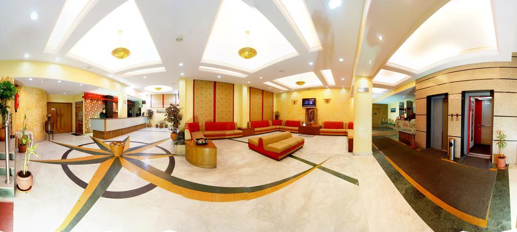 Hotel Landmark 심라 외부 사진